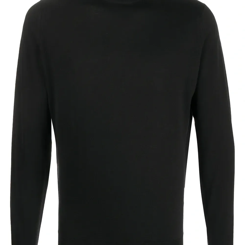 Джемпер с высоким воротником