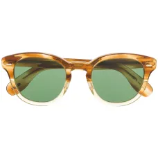 Солнцезащитные очки в оправе черепаховой расцветки Солнцезащитные очки в оправе черепаховой расцветки