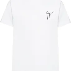 Футболка с вышитым логотипом