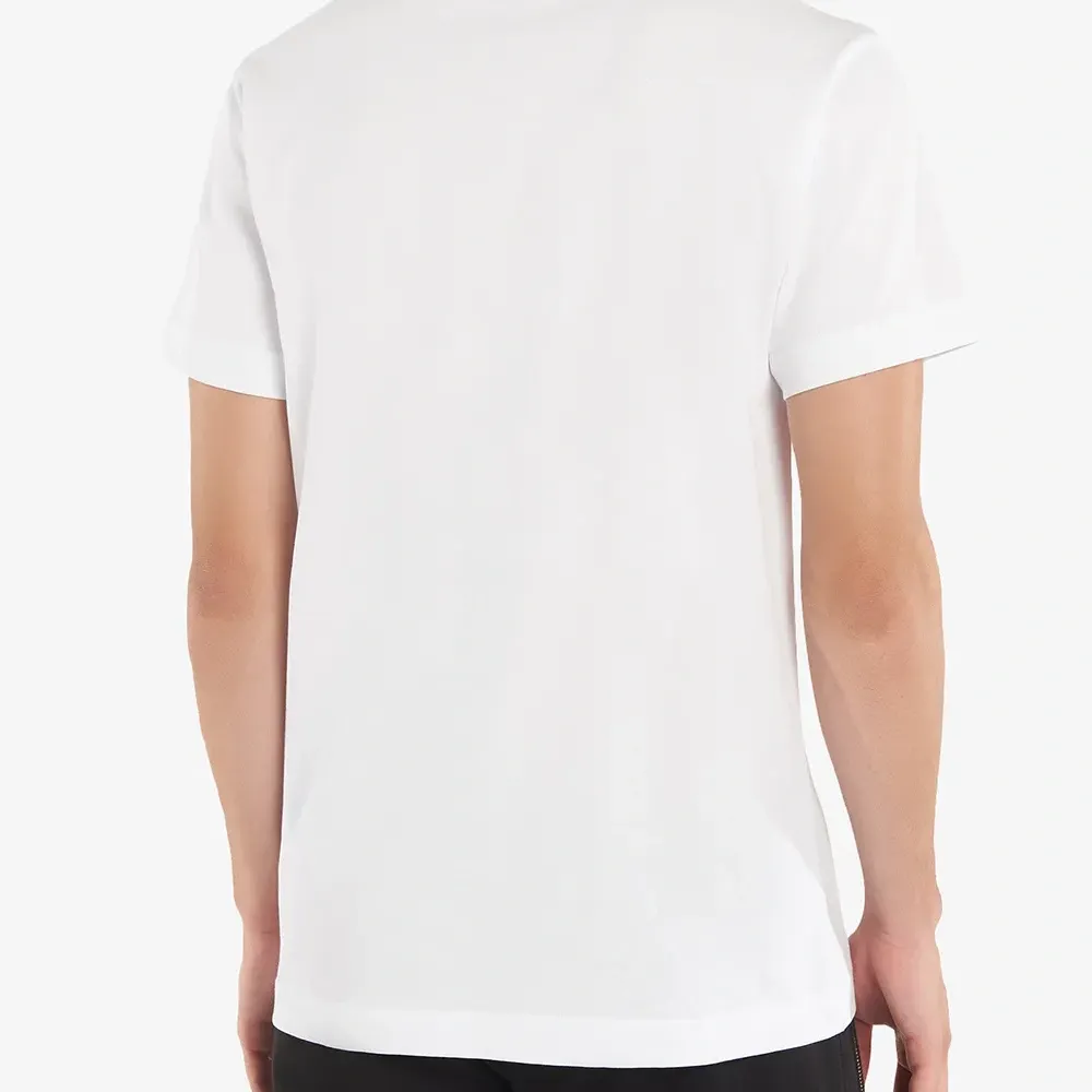 Футболка с вышитым логотипом