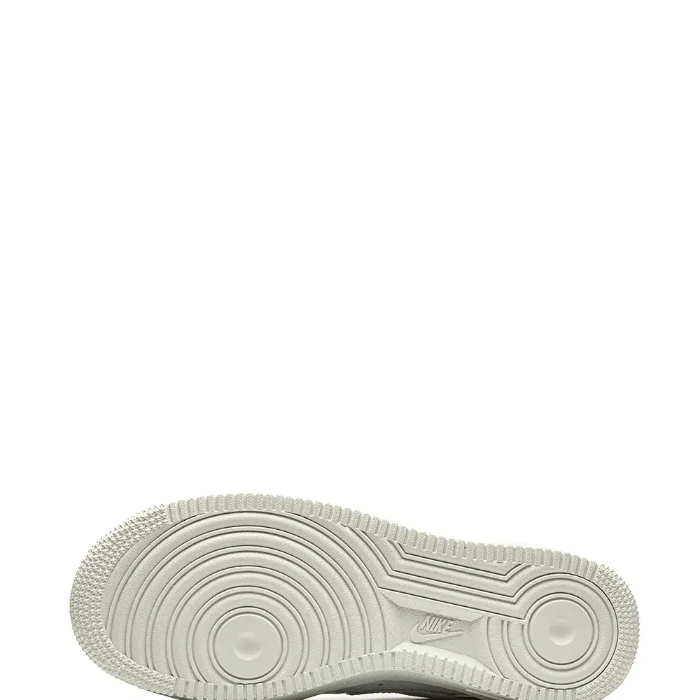 Кроссовки Air Force 1 LX