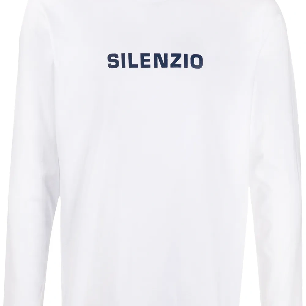 Футболка с длинными рукавами и логотипом