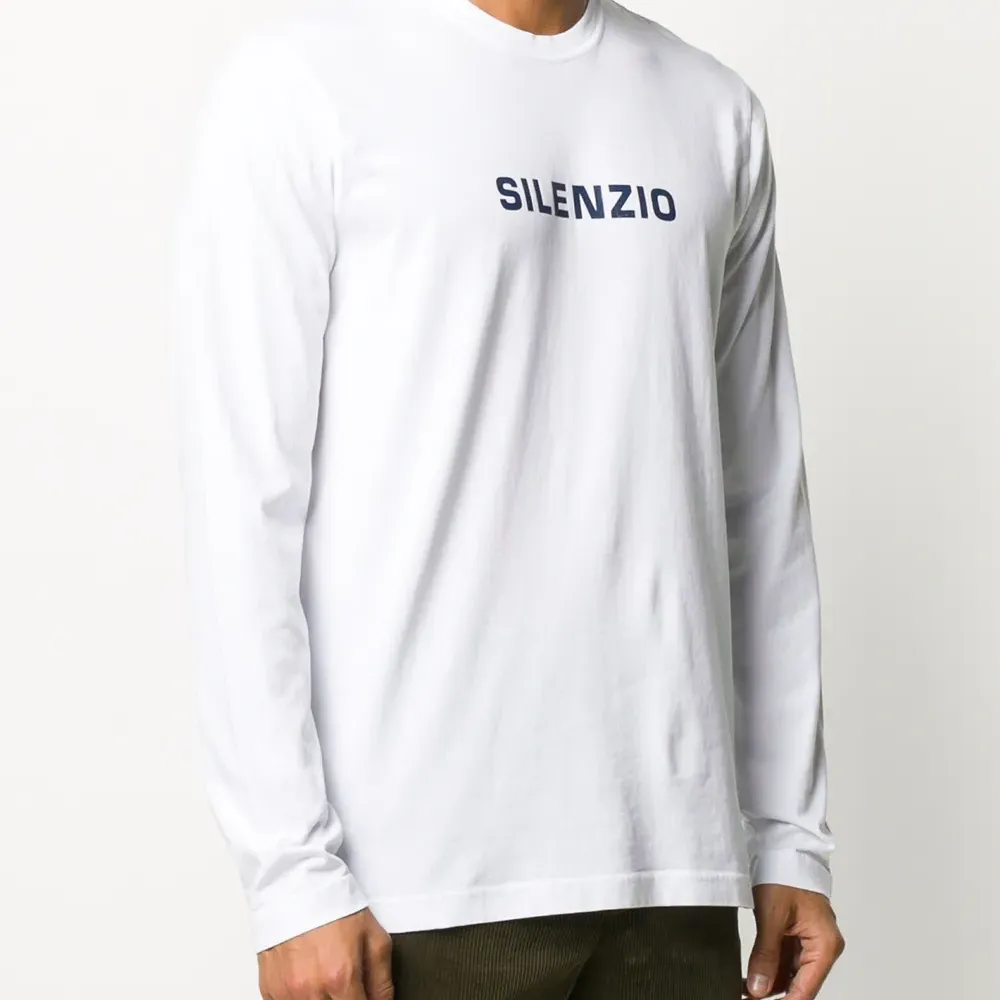 Футболка с длинными рукавами и логотипом