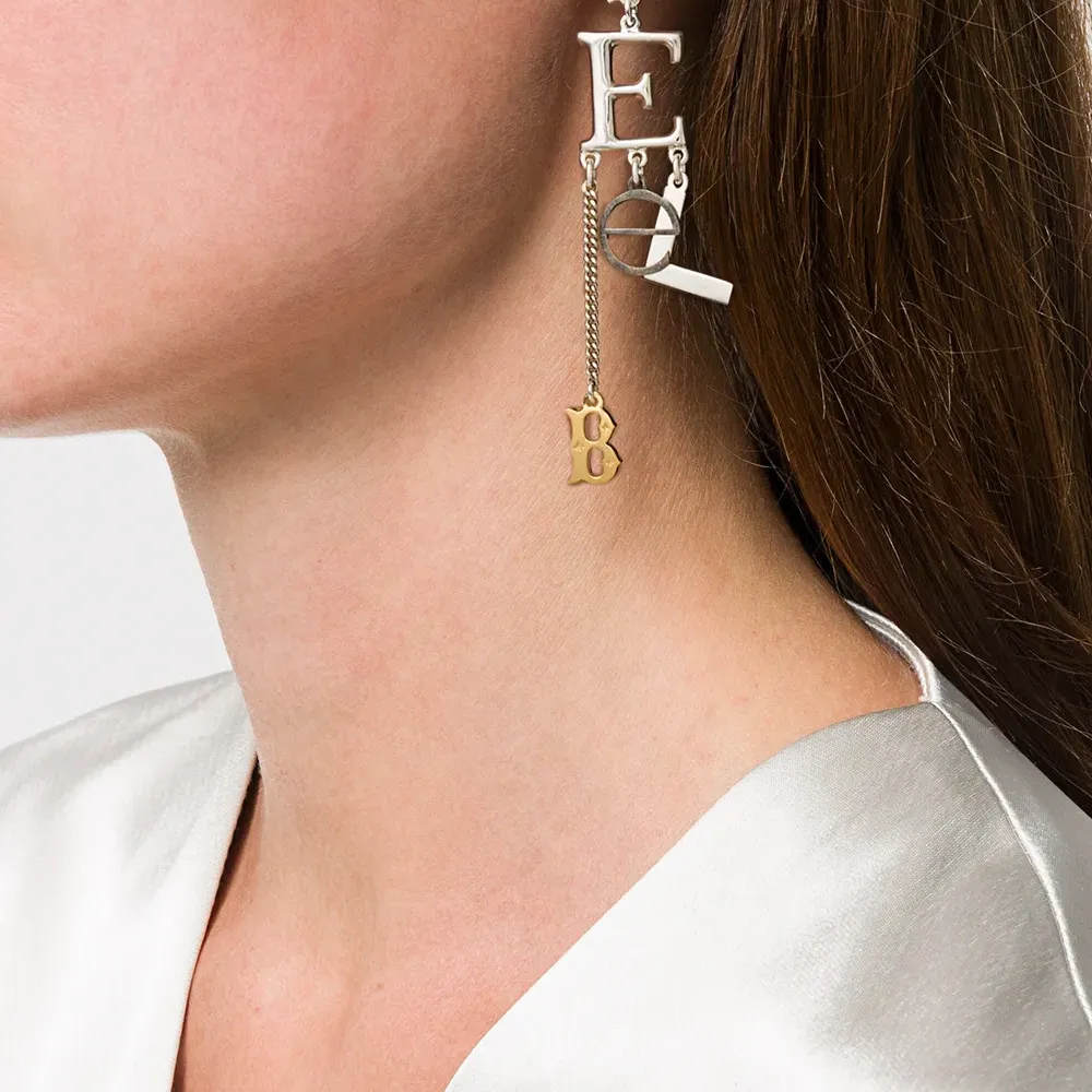 Серьги-гвоздики Rebel