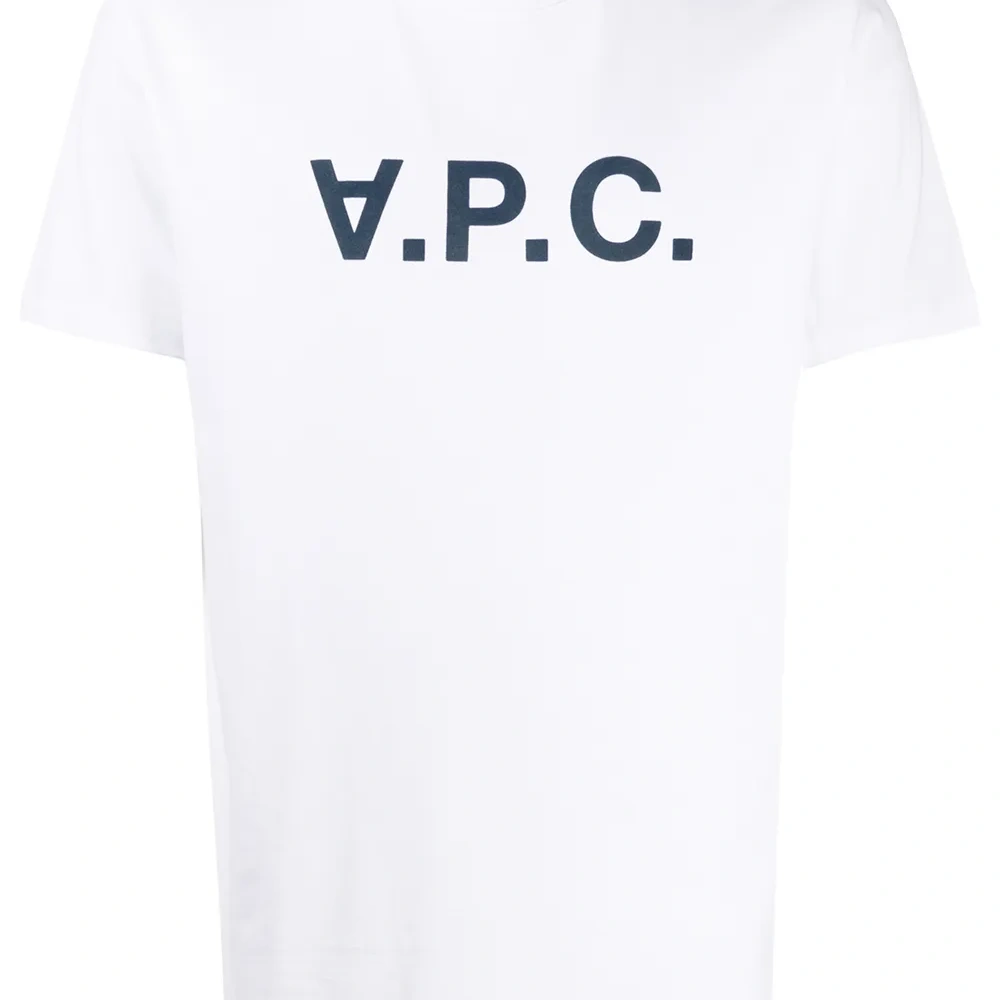 Футболка с логотипом