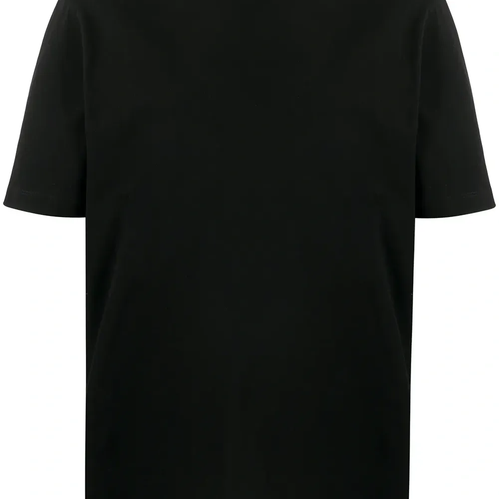 Футболка с круглым вырезом