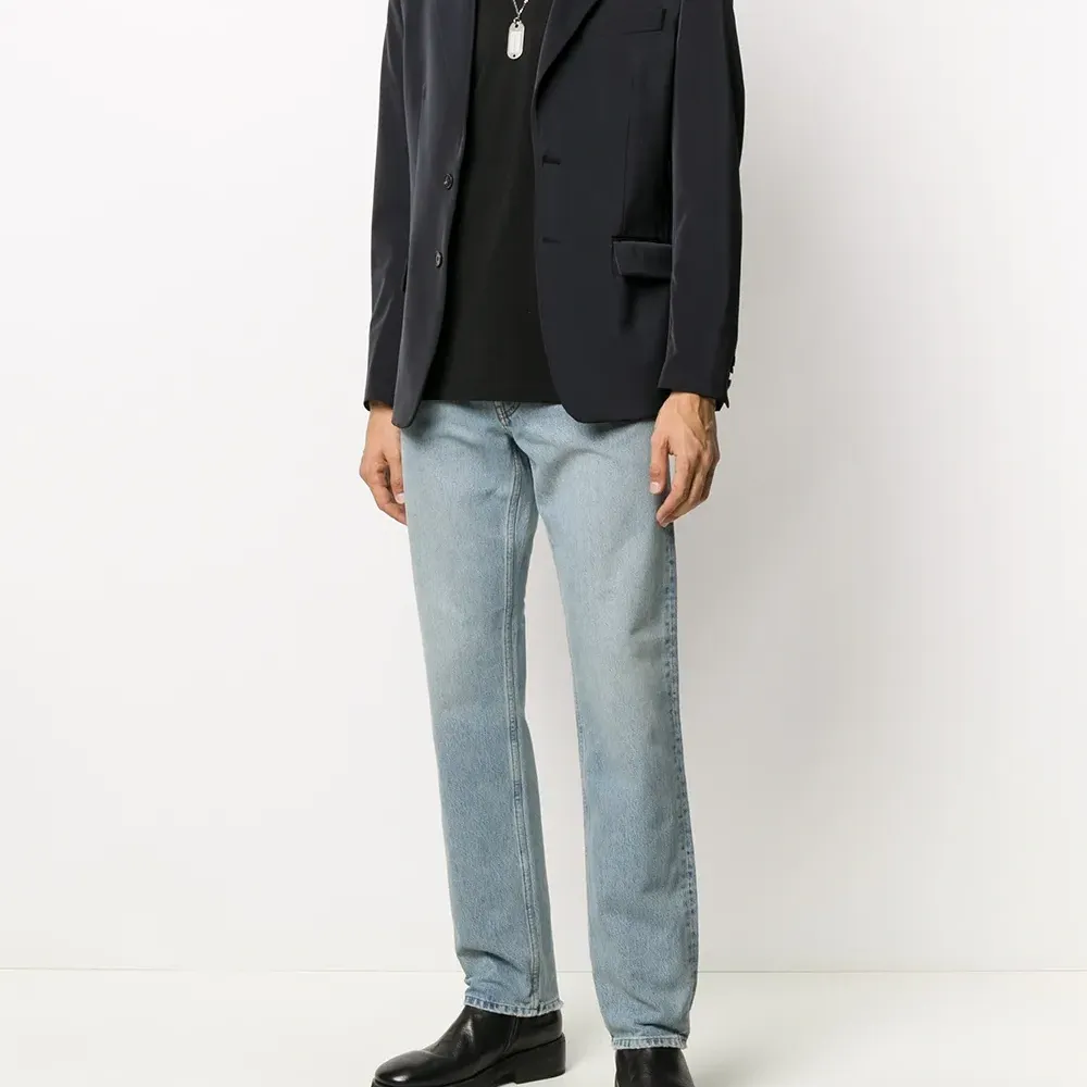 Футболка с круглым вырезом