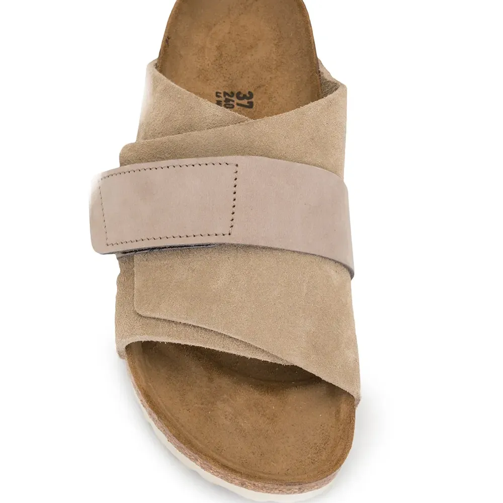 Сандалии на липучках