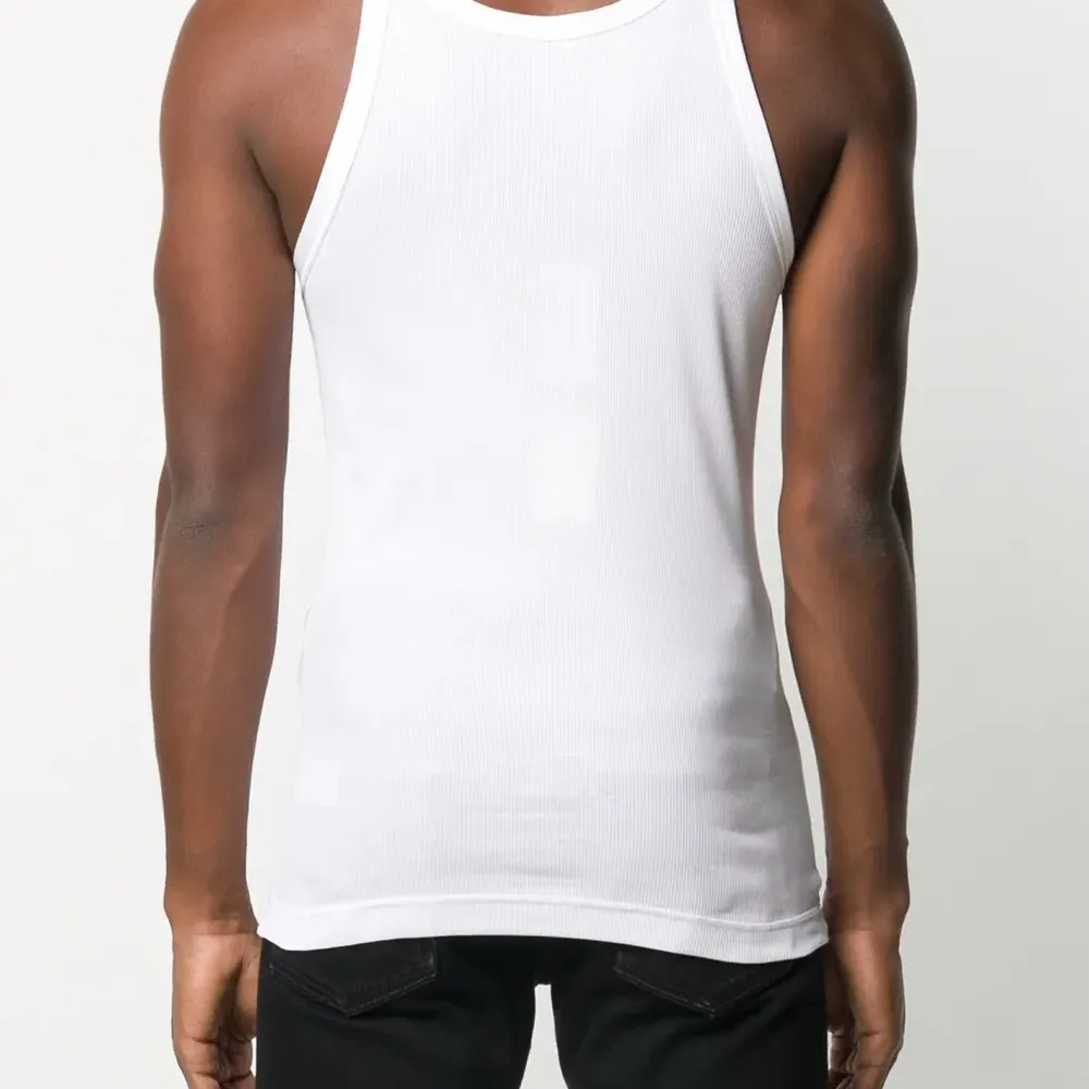 Топ без рукавов в рубчик