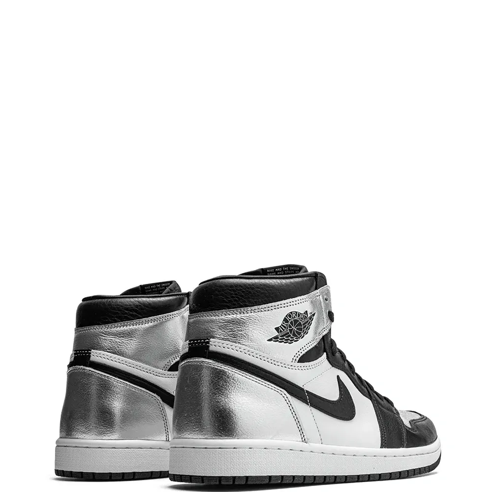 Кроссовки Air Jordan Retro 1 High Silver Toe