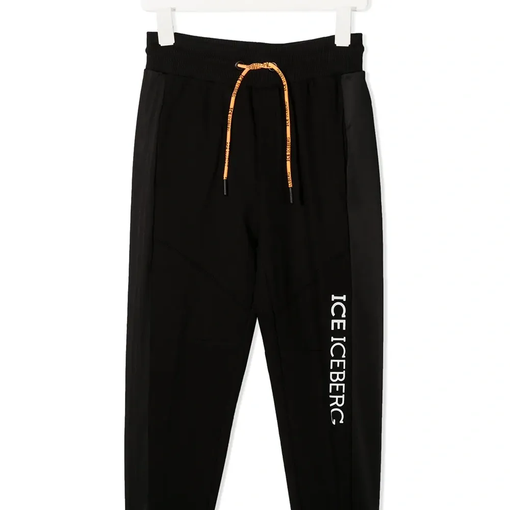 спортивные брюки с логотипом