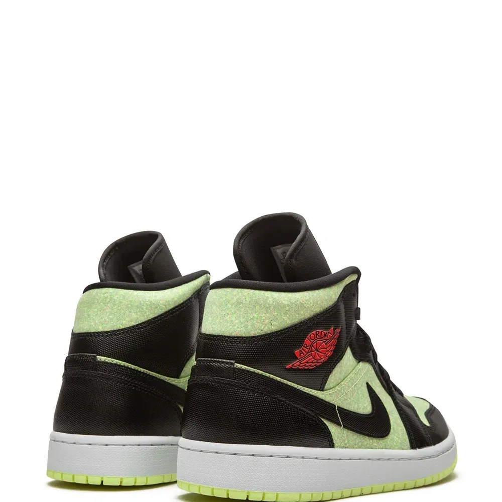 Кроссовки Air Jordan 1 Mid SE