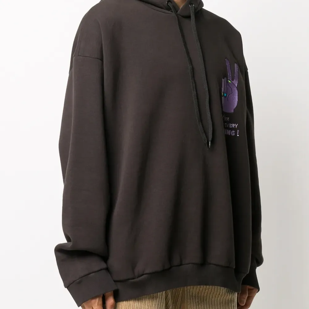 худи с кулиской и графичным принтом