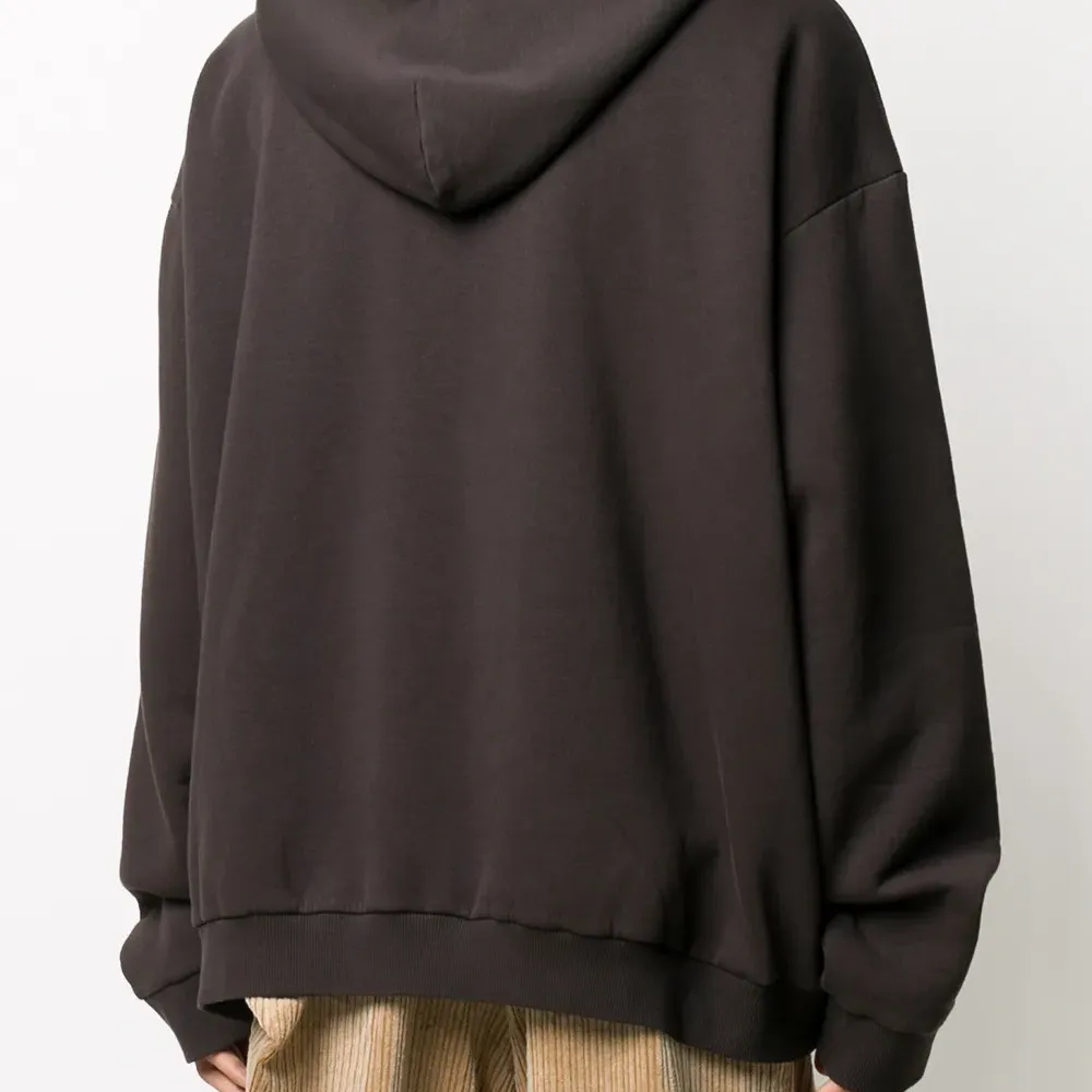 худи с кулиской и графичным принтом