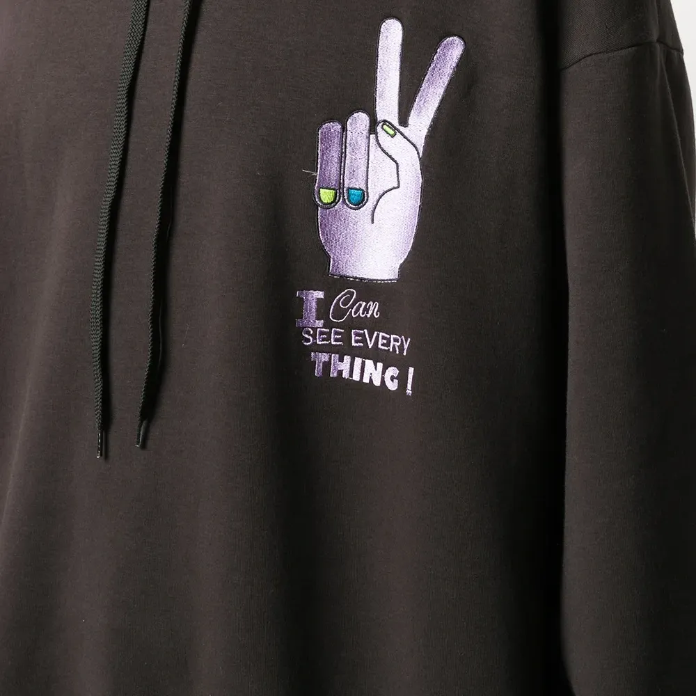 худи с кулиской и графичным принтом