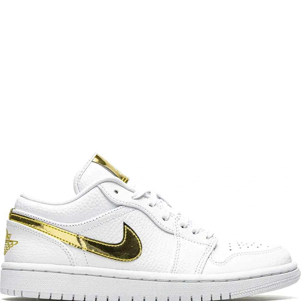 Кроссовки Air Jordan 1 Low SE