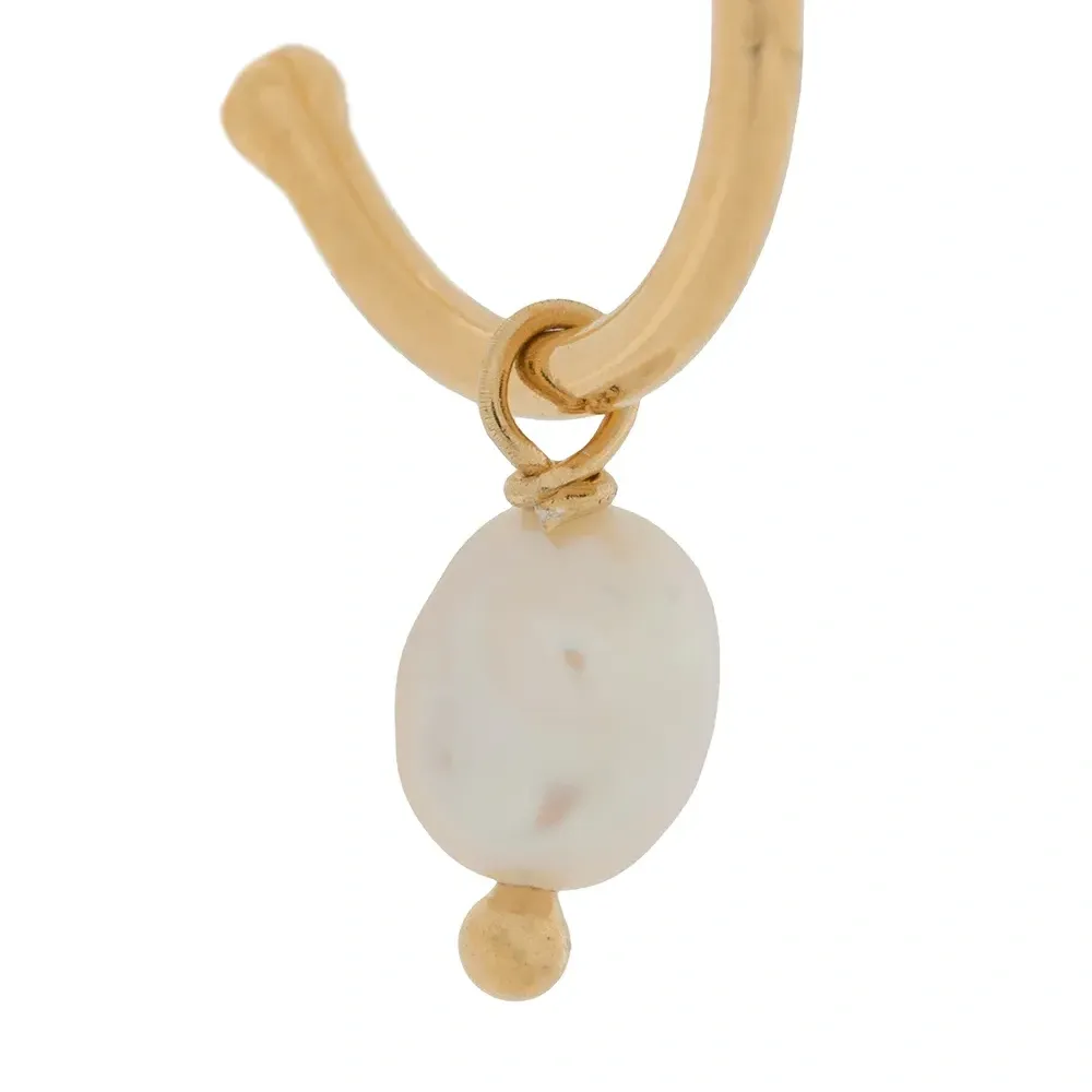 Асимметричные серьги с жемчугом