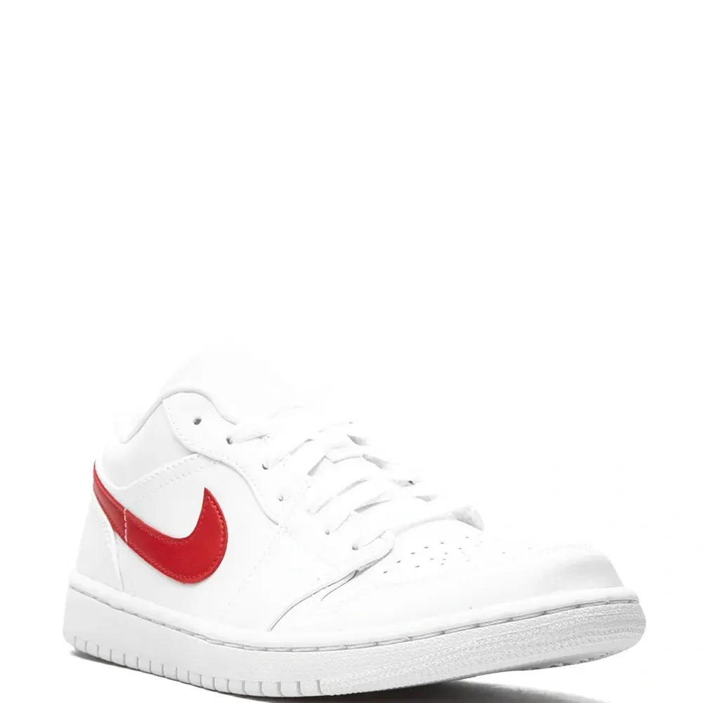 Кроссовки Air Jordan 1 Low