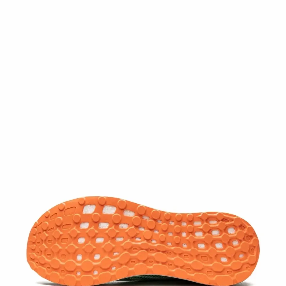 Кроссовки Vengeful