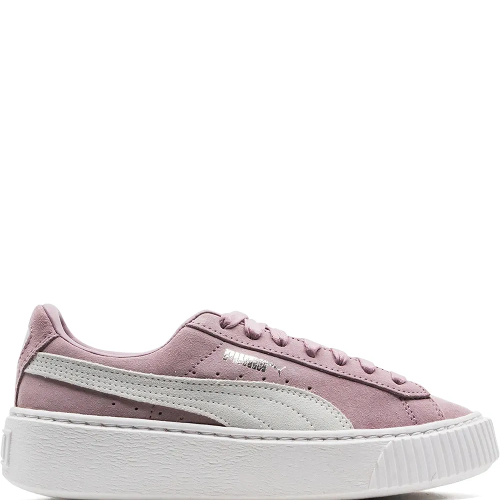 Кроссовки на платформе