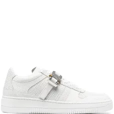 Кроссовки с пряжкой