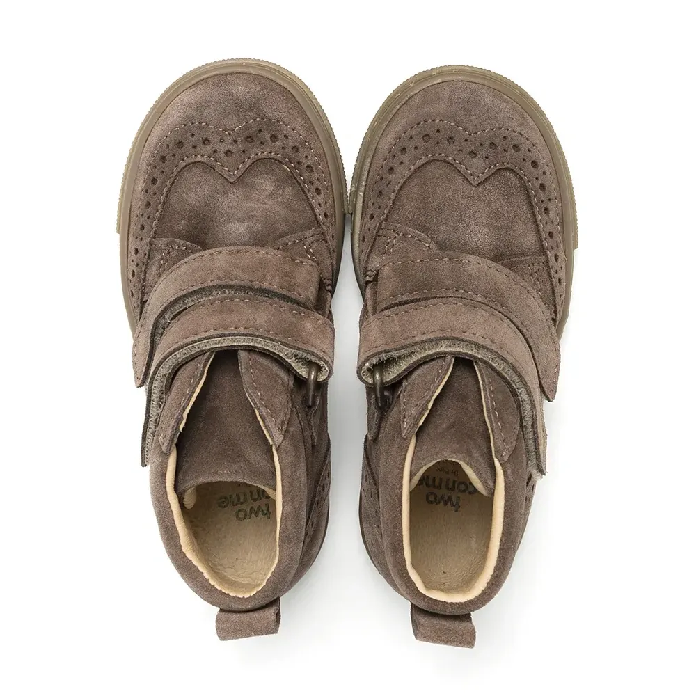 Ботинки с ремешками