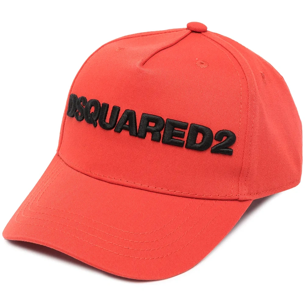 Кепка с логотипом