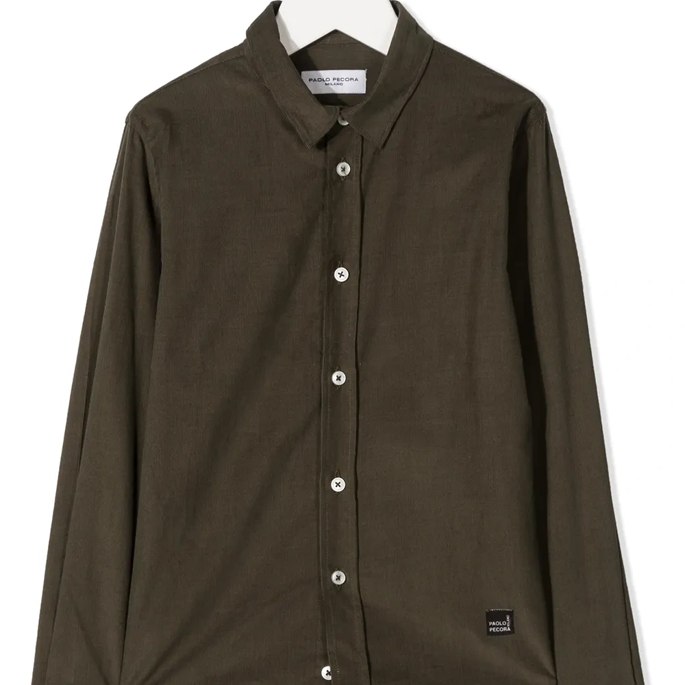 Рубашка на пуговицах