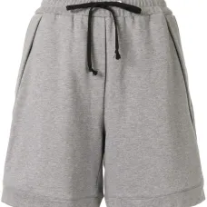 Спортивные шорты свободного кроя Спортивные шорты свободного кроя