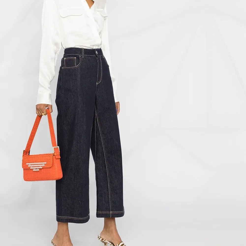 Атласная рубашка