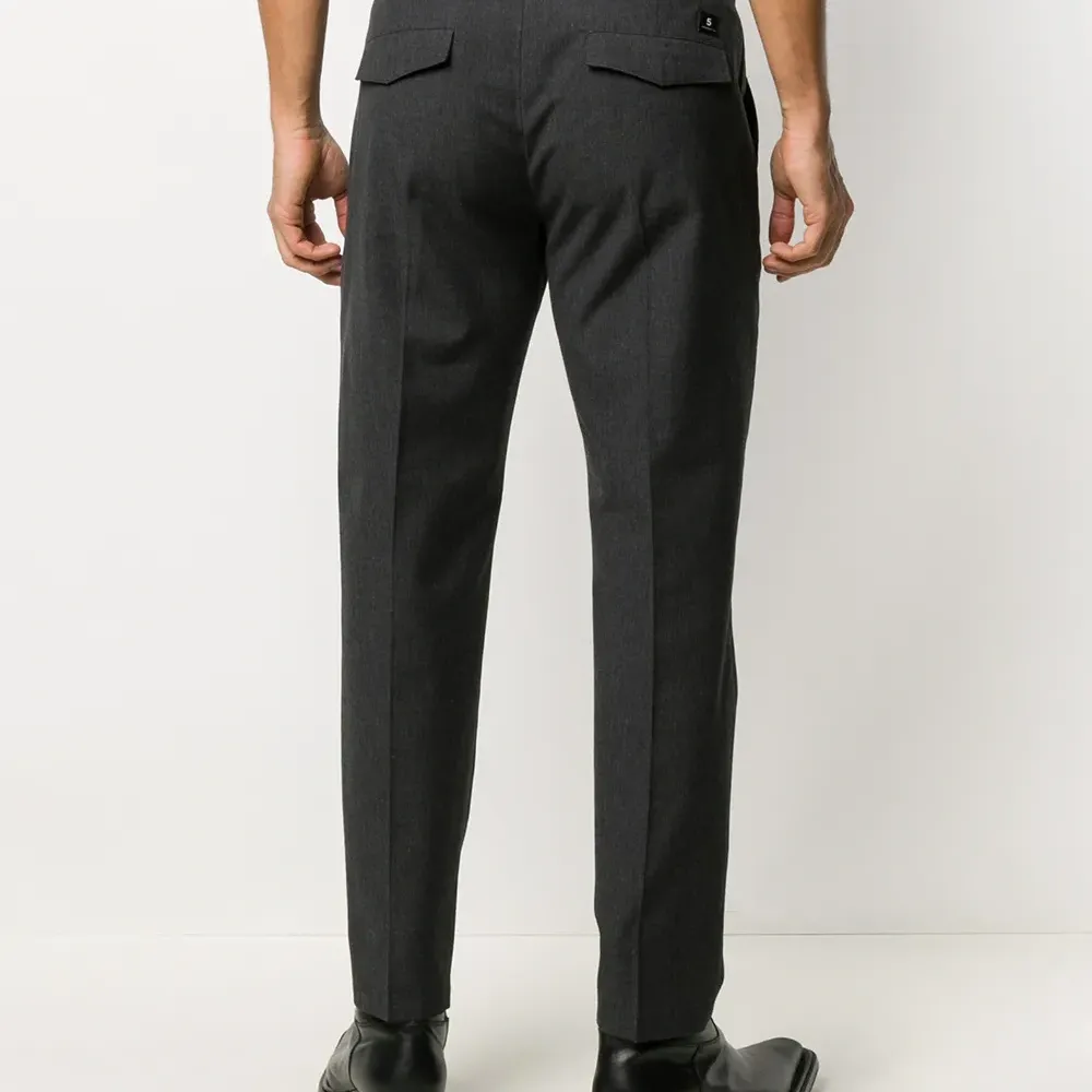 Брюки кроя слим