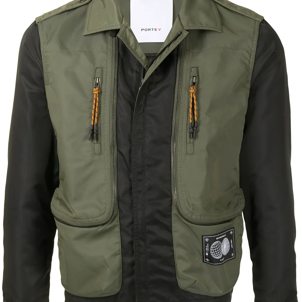 Куртка-бомбер на молнии со вставками