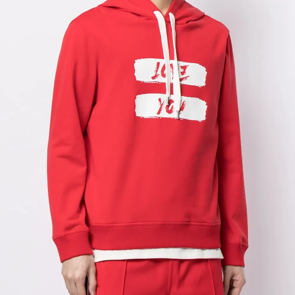 худи с кулиской и логотипом