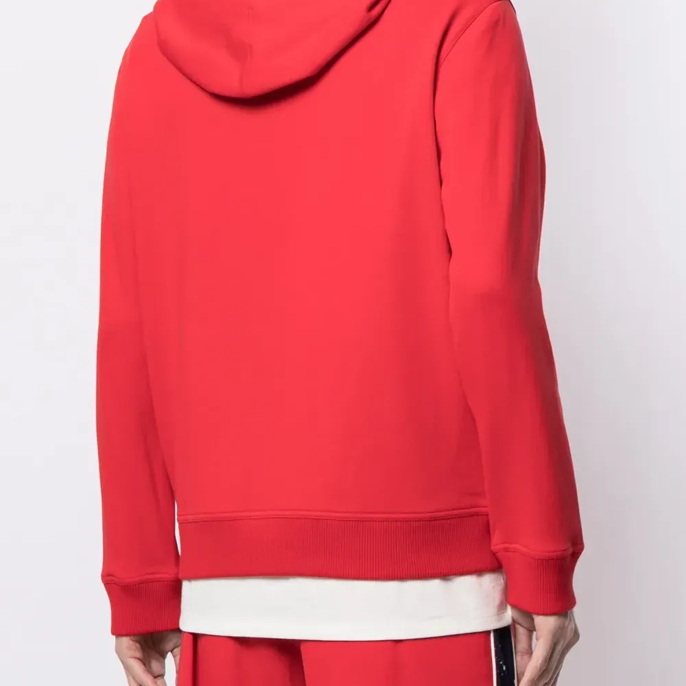 худи с кулиской и логотипом