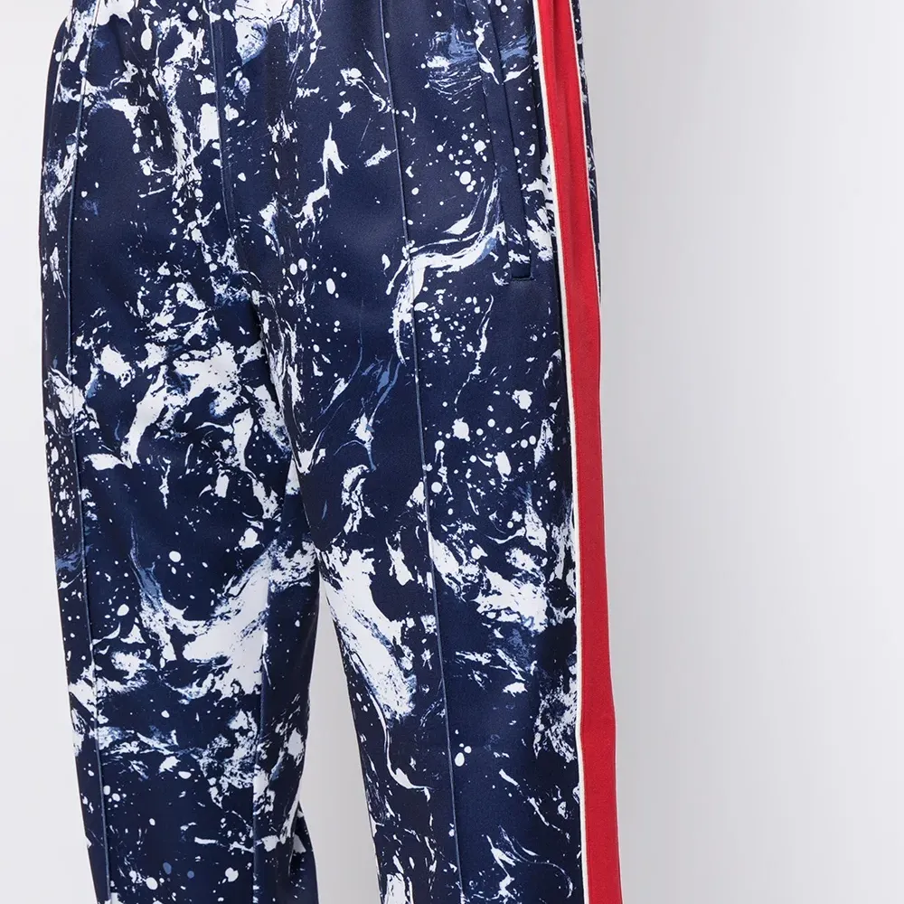 спортивные брюки с лампасами