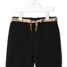 спортивные шорты спортивные шорты