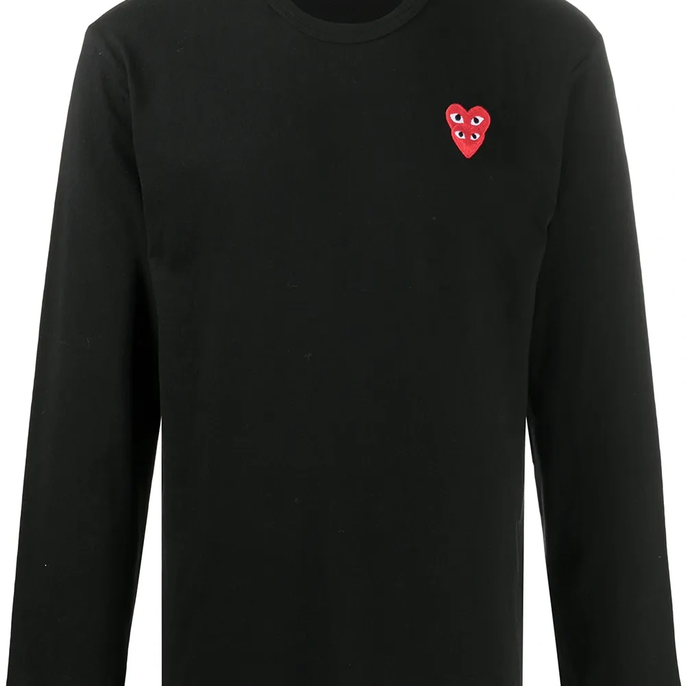 Футболка с вышивкой