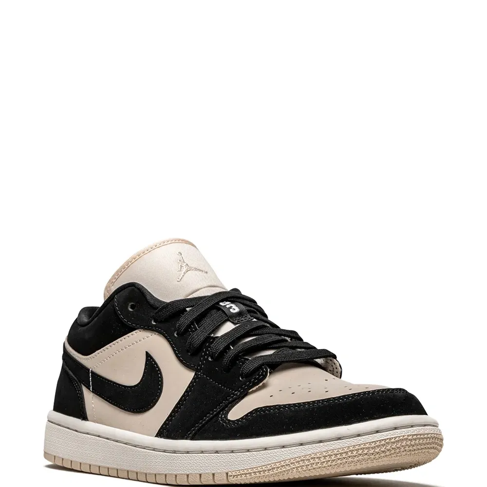 Кроссовки Air Jordan 1 Low