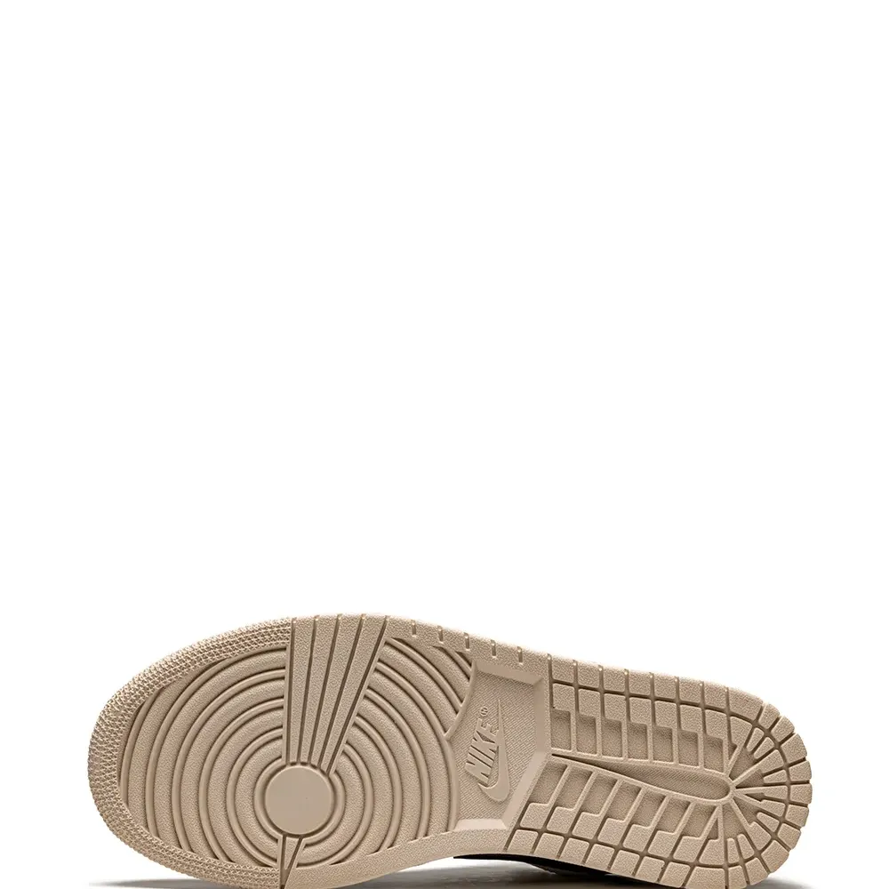 Кроссовки Air Jordan 1 Low