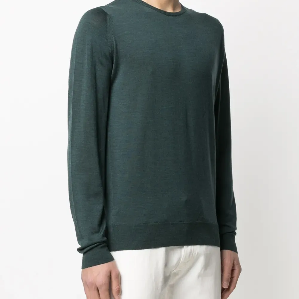 Джемпер с круглым вырезом