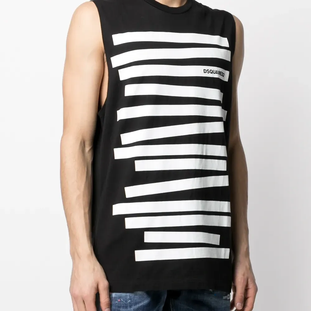 Топ с полосками и логотипом