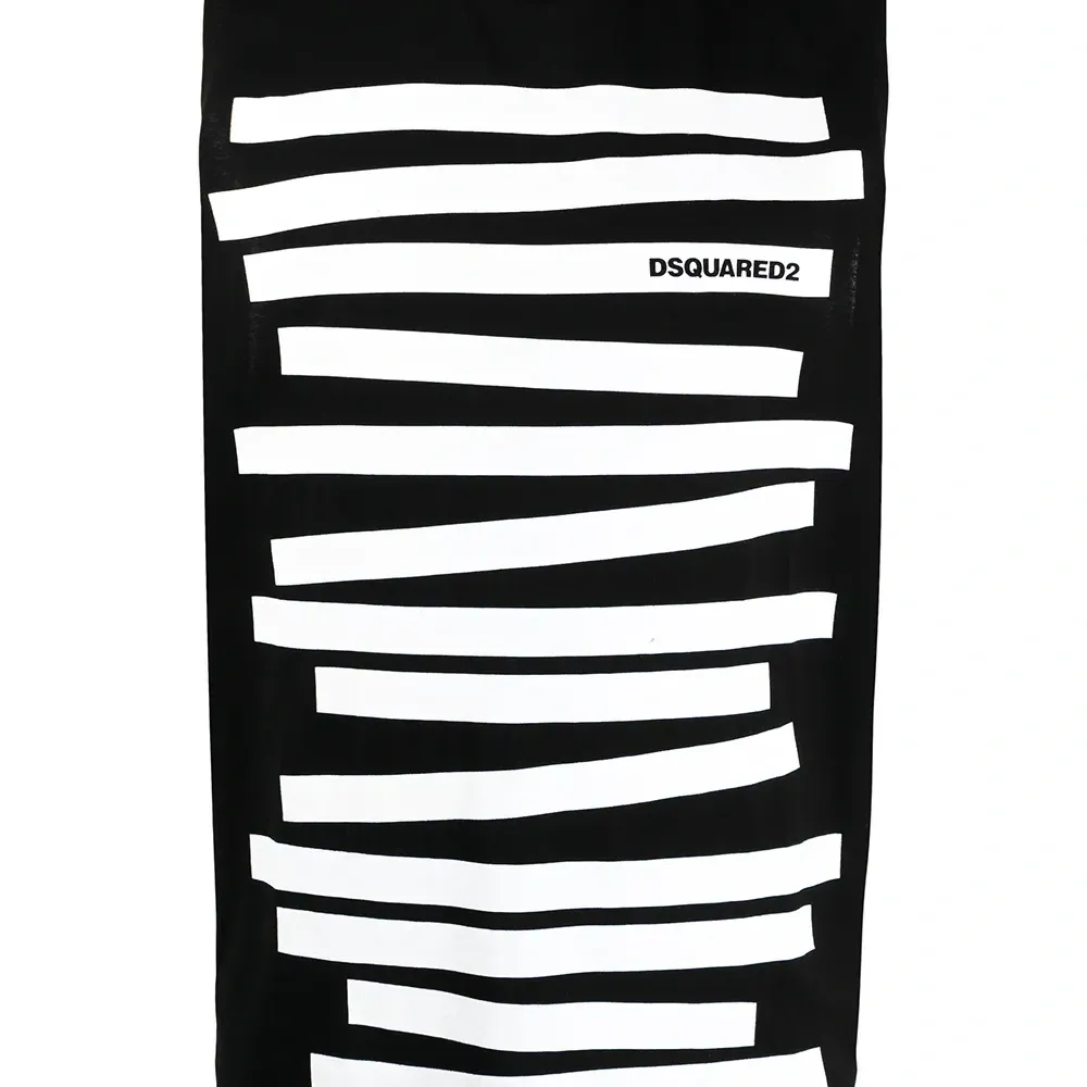 Топ с полосками и логотипом