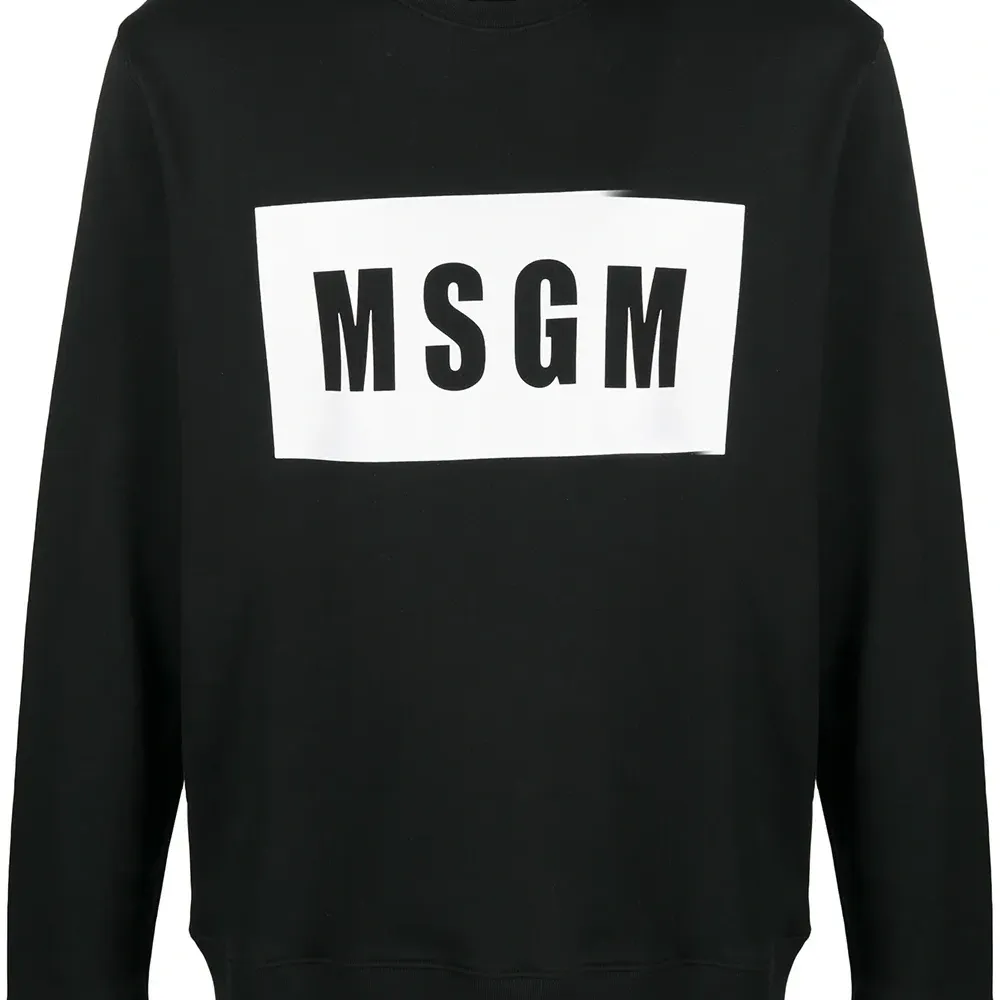 Толстовка с логотипом