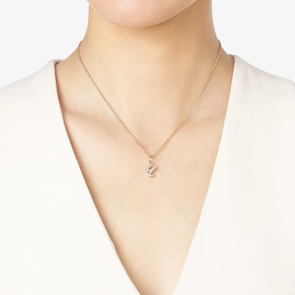 Подвеска в форме буквы U с бриллиантами