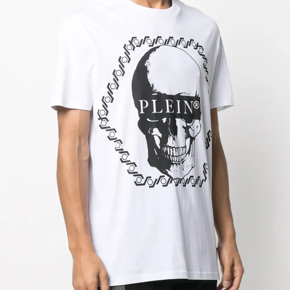 Футболка с круглым вырезом и графичным принтом