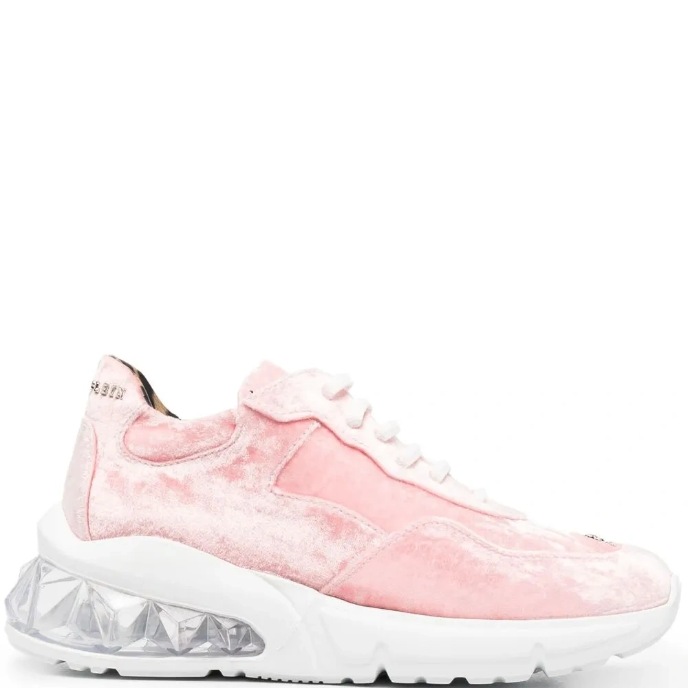 бархатные кроссовки