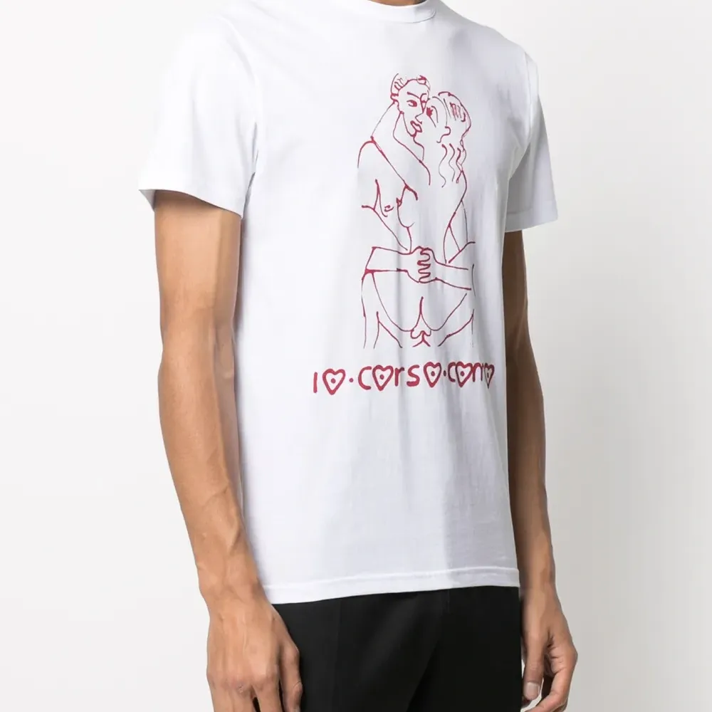 Футболка с короткими рукавами и графичным принтом