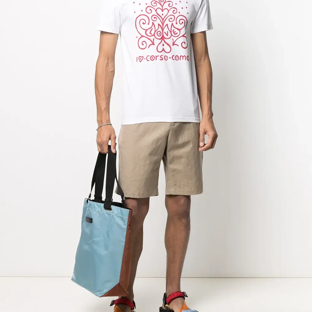 Футболка с короткими рукавами и логотипом