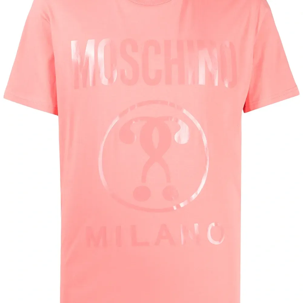 Футболка с логотипом