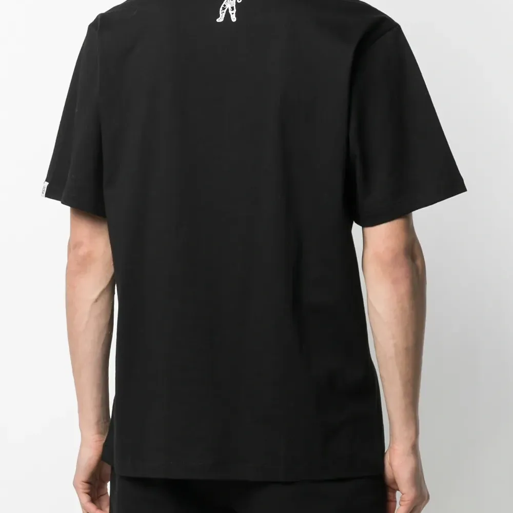 Футболка с круглым вырезом и логотипом